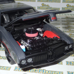 ACME A1805617 - 1/18 Scale - 1970 OLDSMOBILE 442 STREET FIGHTER Diecast Scale Model Replica