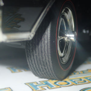 ACME A1805622 - 1/18 Scale 1967 OLDSMOBILE 442 Diecast Scale Model Replica