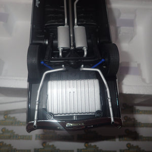 ACME A1805622 - 1/18 Scale 1967 OLDSMOBILE 442 Diecast Scale Model Replica