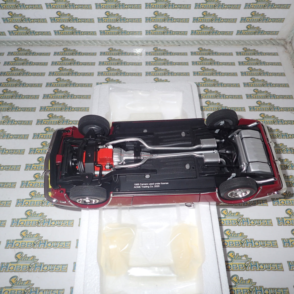ACME A1805718 - 1/18 Scale - 1968 CHEVROLET CAMARO CONVERTIBLE - UNICORN Diecast Scale Model Replica (Copy)