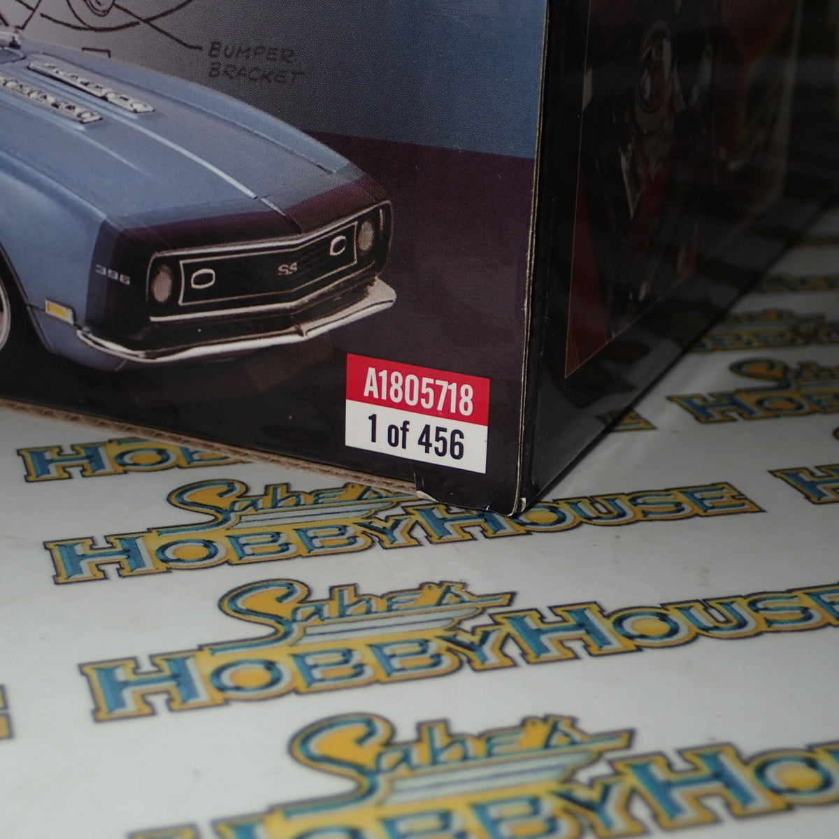 ACME A1805718 - 1/18 Scale - 1968 CHEVROLET CAMARO CONVERTIBLE - UNICORN Diecast Scale Model Replica (Copy)