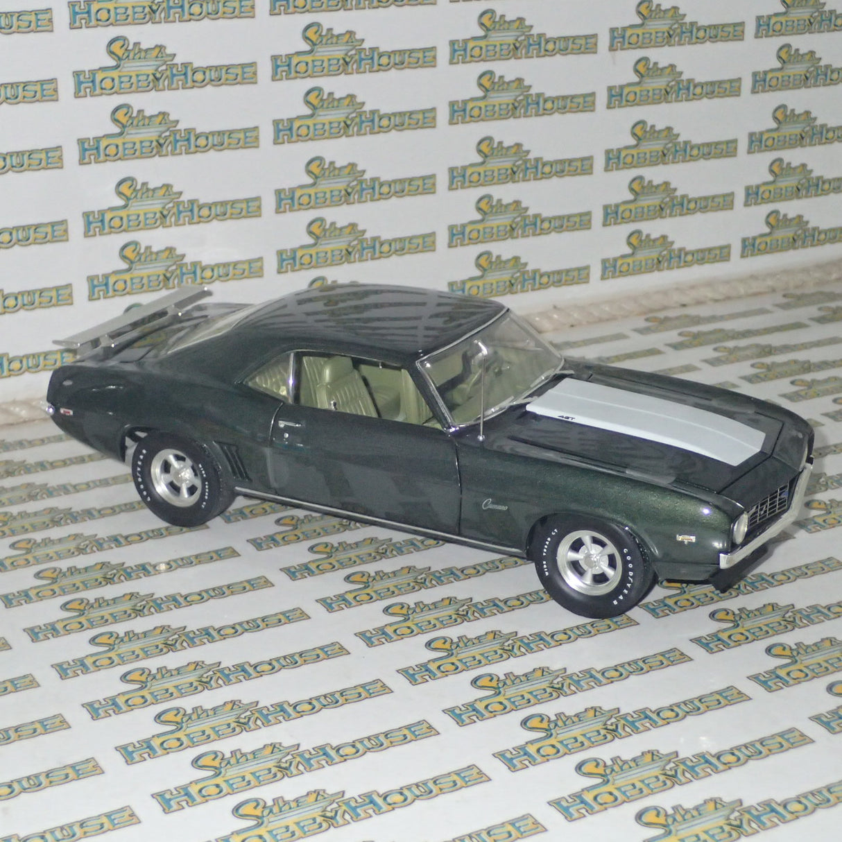 ACME A1805724 - 1/18 Scale - 1969 CHEVROLET COPO CAMARO - GREEN Diecast Scale Model Replica