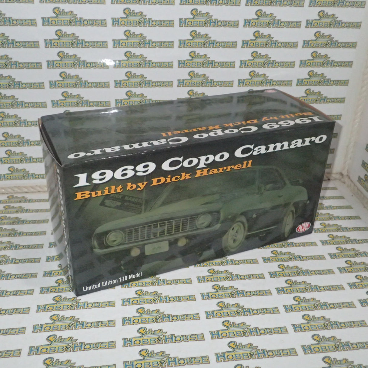 ACME A1805724 - 1/18 Scale - 1969 CHEVROLET COPO CAMARO - GREEN Diecast Scale Model Replica