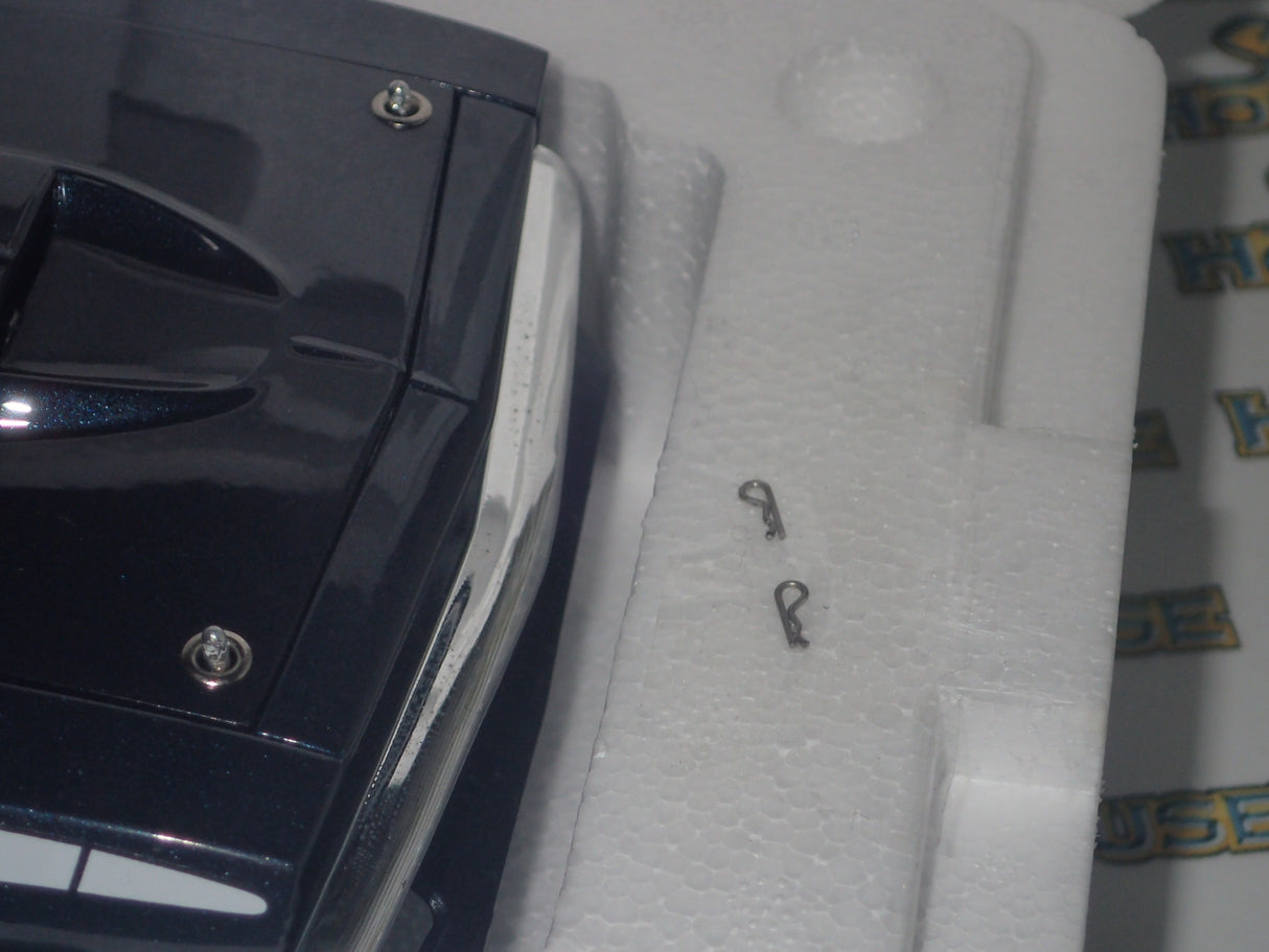 ACME A1806101B - 1/18 Scale Dan Gurney 1970 Trans Am Barracuda Street Version Diecast Model Replica