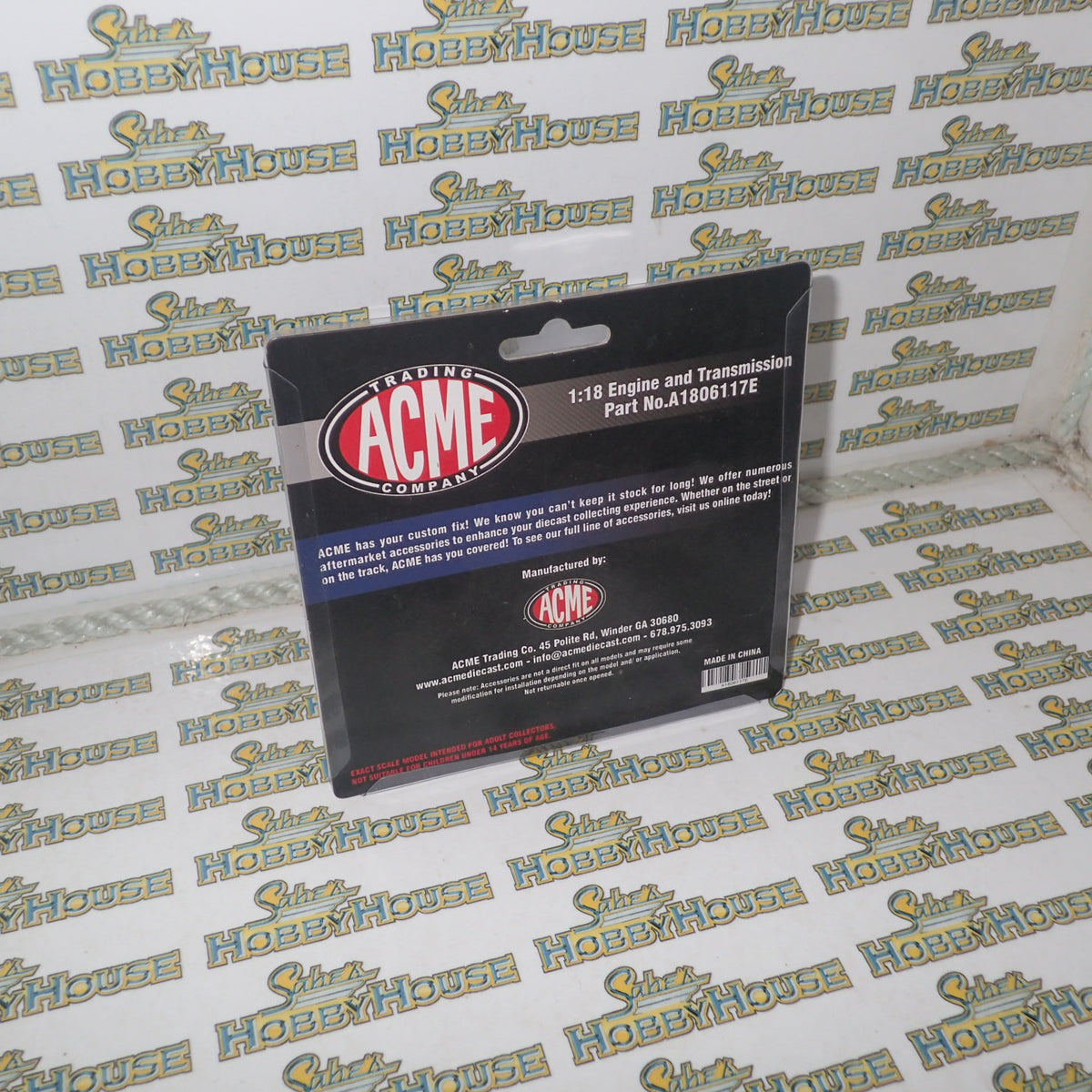 ACME A1806117E - 1/18 Scale - 426 HEMI ENGINE & TRANSMISSION Scale Model Replica