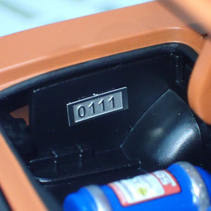 ACME A1806131 - 1/18 Scale 1970 PLYMOUTH HEMI CUDA - PORK CHOP'S SOMETHIN FISHY Diecast Scale Model Replica