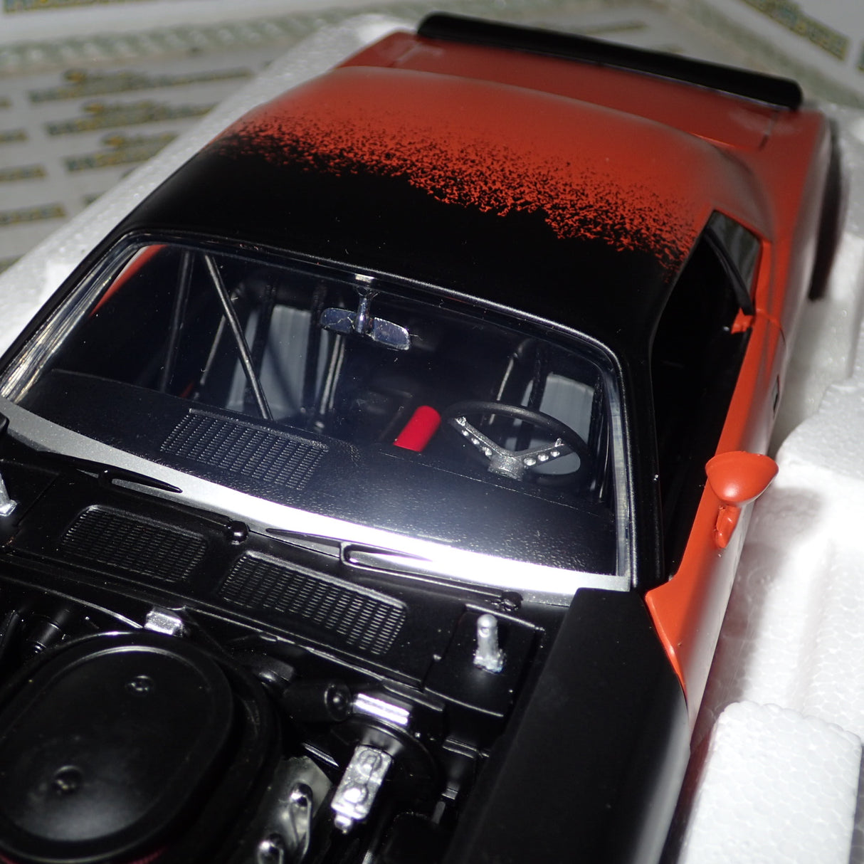 ACME A1806131 - 1/18 Scale 1970 PLYMOUTH HEMI CUDA - PORK CHOP'S SOMETHIN FISHY Diecast Scale Model Replica