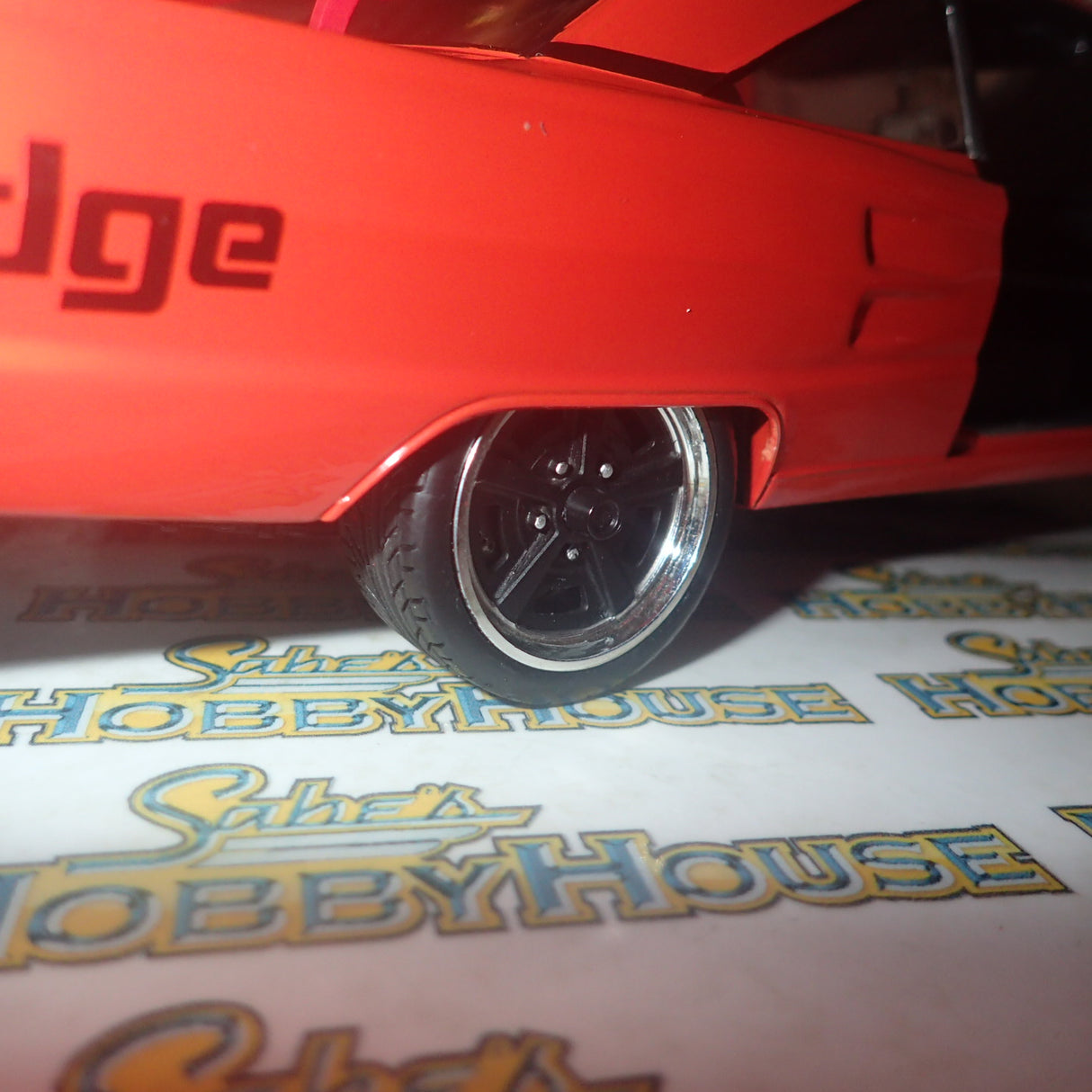 ACME A1806604 - 1/18 Scale - 1967 DODGE CORONET R/T RESTOMOD