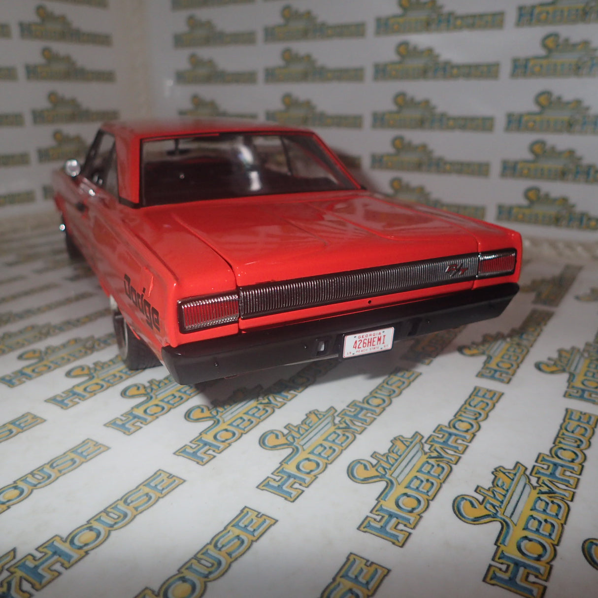 ACME A1806604 - 1/18 Scale - 1967 DODGE CORONET R/T RESTOMOD