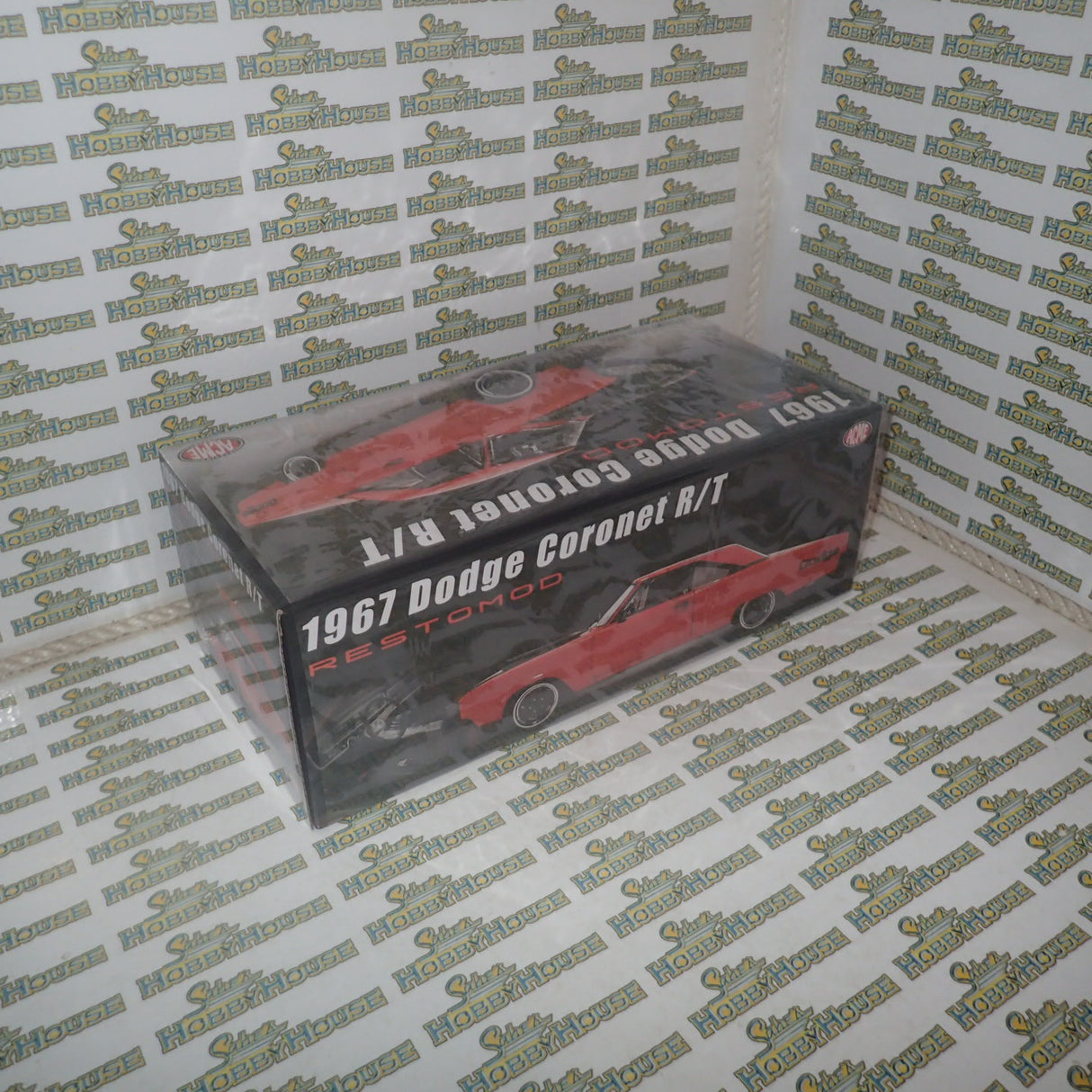 ACME A1806604 - 1/18 Scale - 1967 DODGE CORONET R/T RESTOMOD