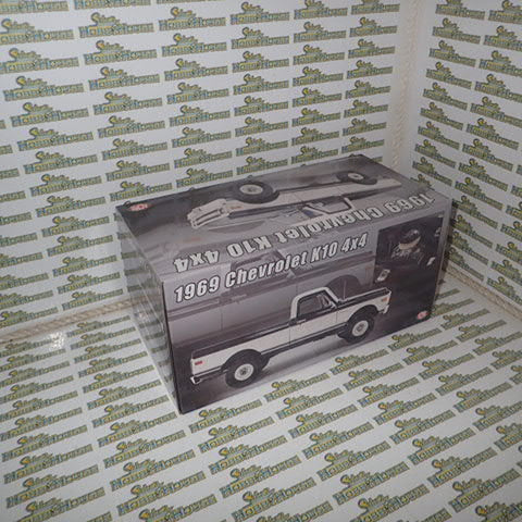 ACME A1807219 - 1/18 Scale 1969 Chevrolet K10 4x4 - Classic Black & White