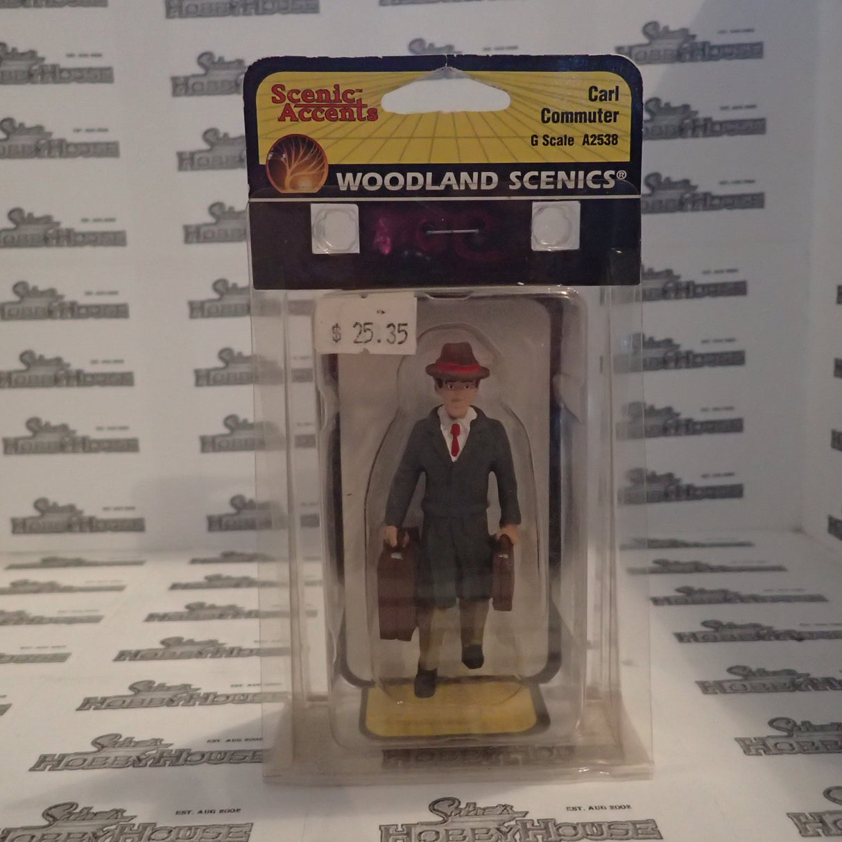 Woodland Scenics - A2538 Scenic Accents - G Scale - Carl Commuter Plastic Figures