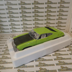 Biante AutoArt A72727 - 1/18 Scale Ford XA Falcon Coupe Superbird in Lime Glaze/Jewel Green Diecast Scale Model Replica