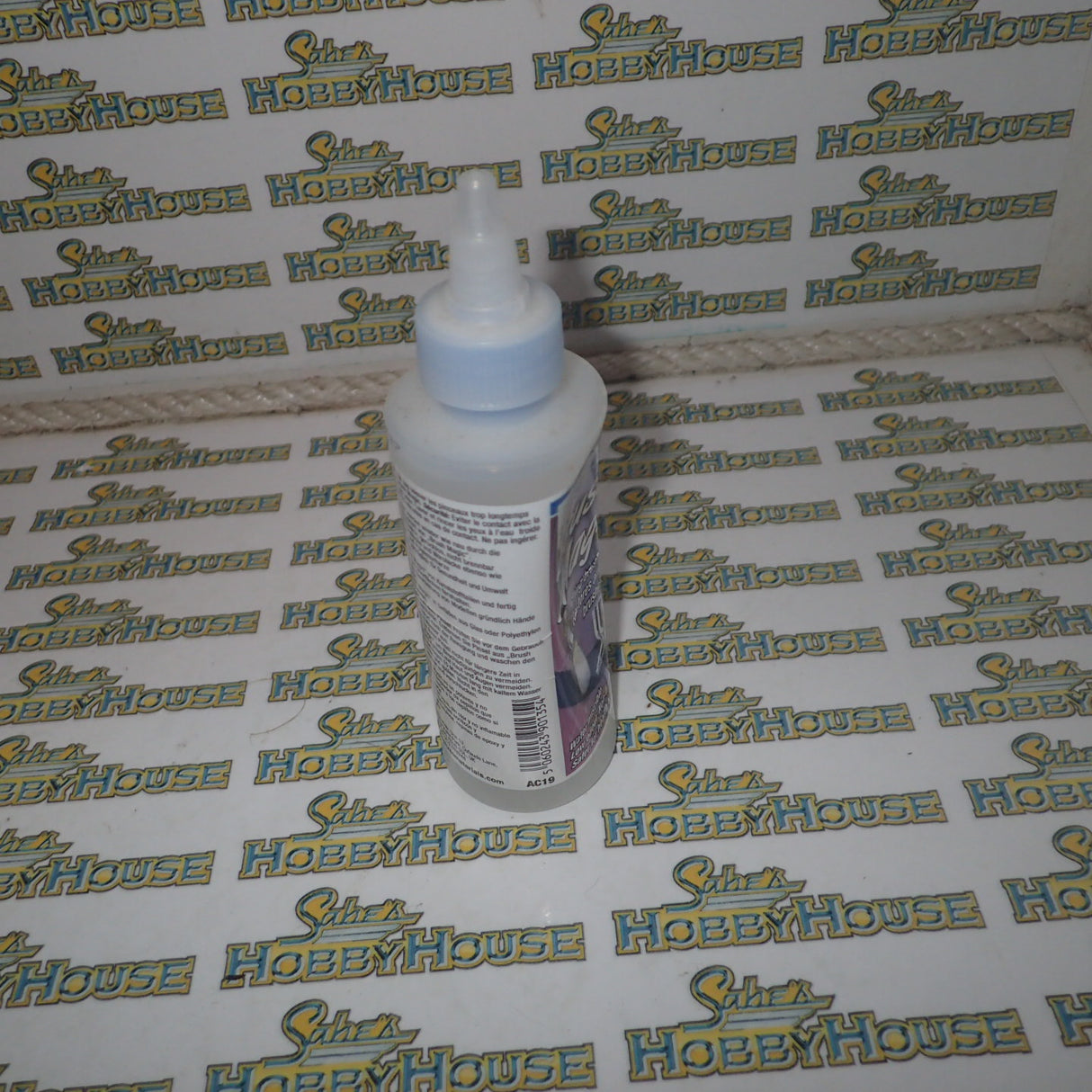 Deluxe Materials – Brush Magic Fast Acting Brush Cleaner 125ml Bottle #AC19