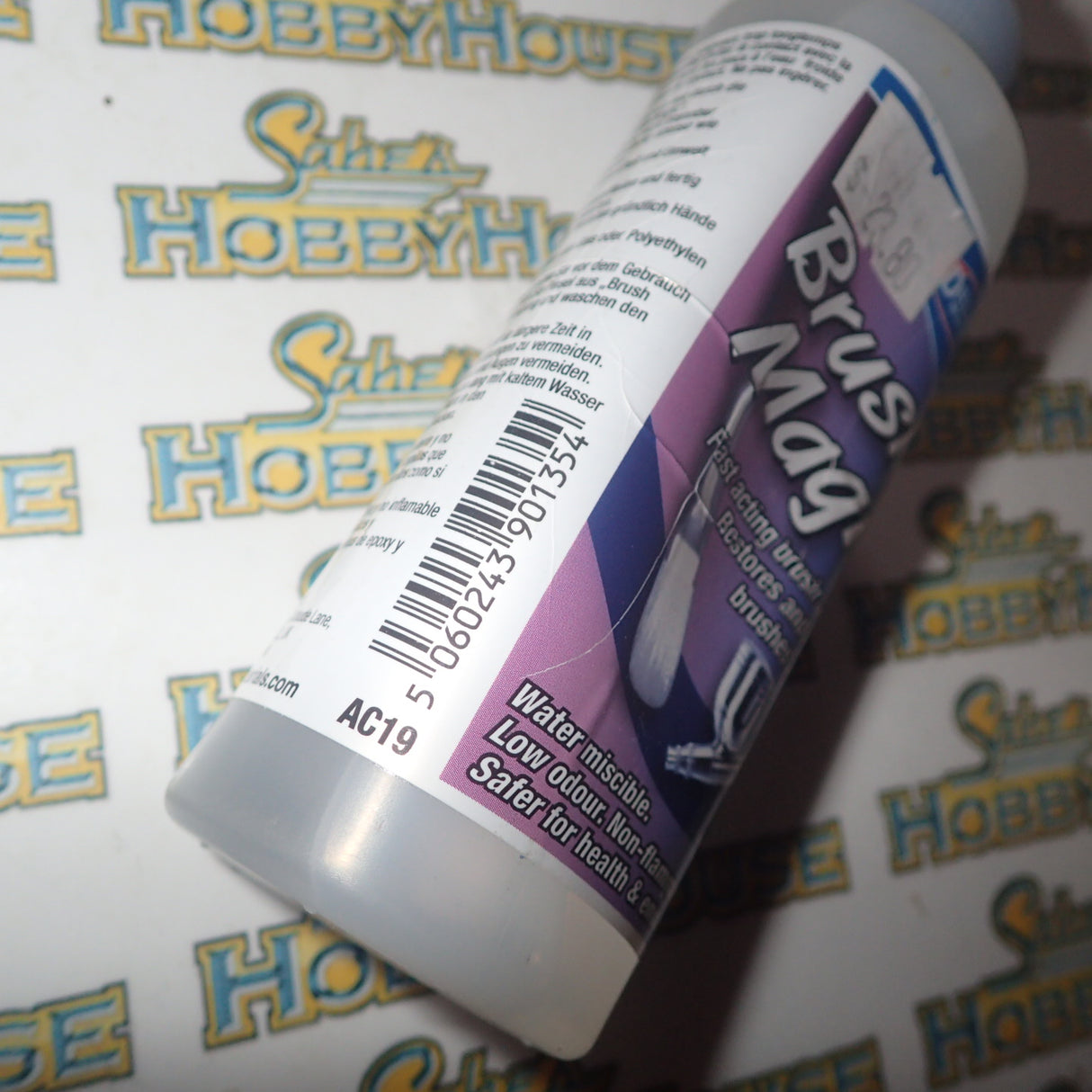 Deluxe Materials – Brush Magic Fast Acting Brush Cleaner 125ml Bottle #AC19