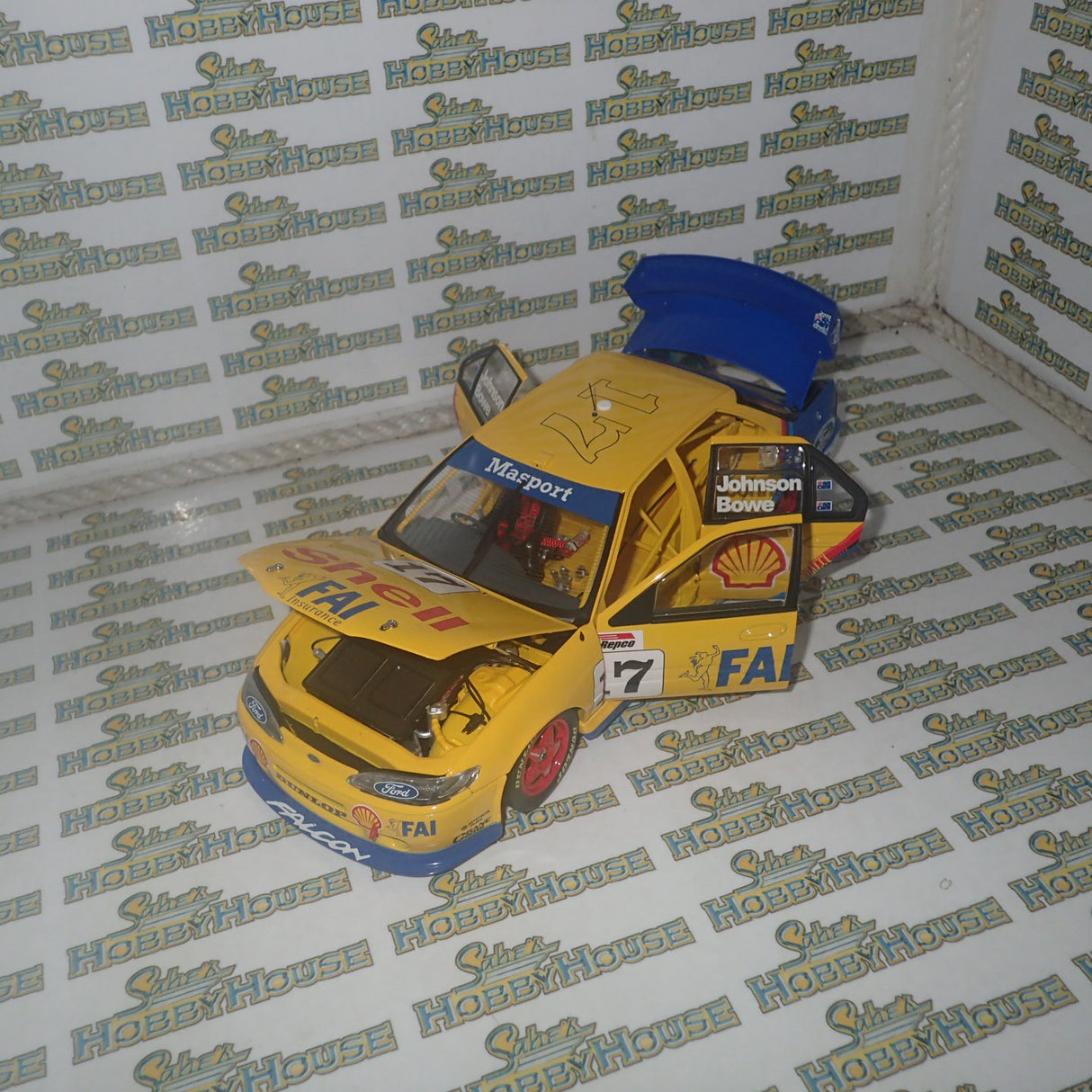 APEX AD81001 -1 - Diecast 1/18 Scale Ford EB Falcon 1993 Tooheys 1000 Johnson/Bowe #17