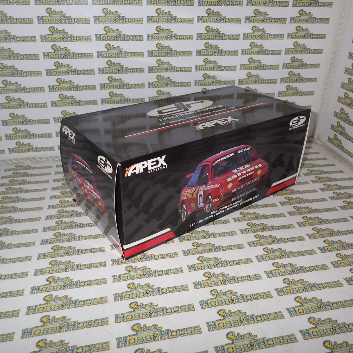 Apex Replicas Resale AD81104 - 1/18 Scale DJR Dick Johnson Racing #17 Johnson/Bowe Winner Bathurst 1989 Diecast Scale Model Replica
