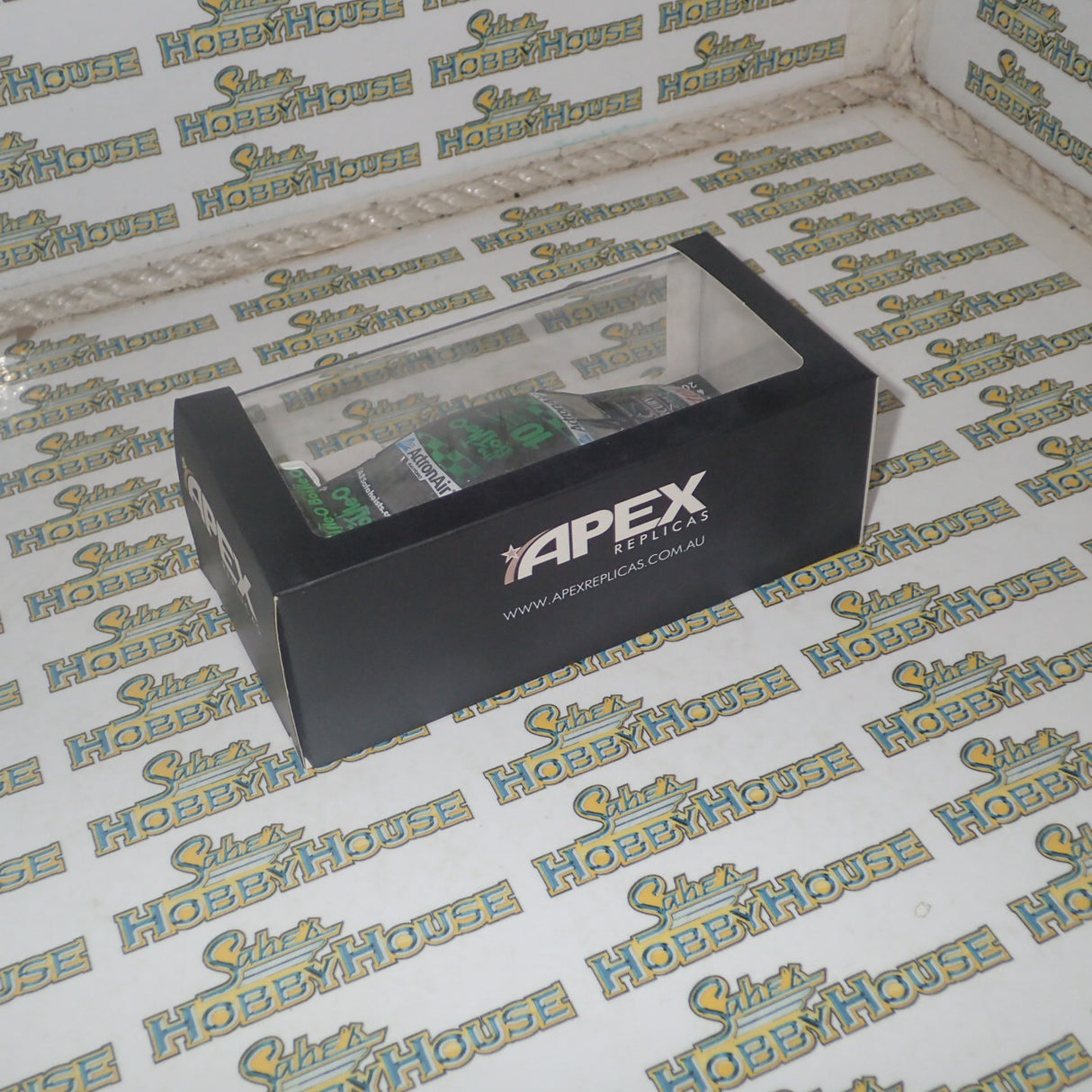 APEX Replicas AR41420 - 1/43 Scale - The Bottle-O Racing Team #1 Canto/Winterbottom 2016 Supercheap Auto Bathurst 1000 Ford FG-X Falcon Scale Model Replica