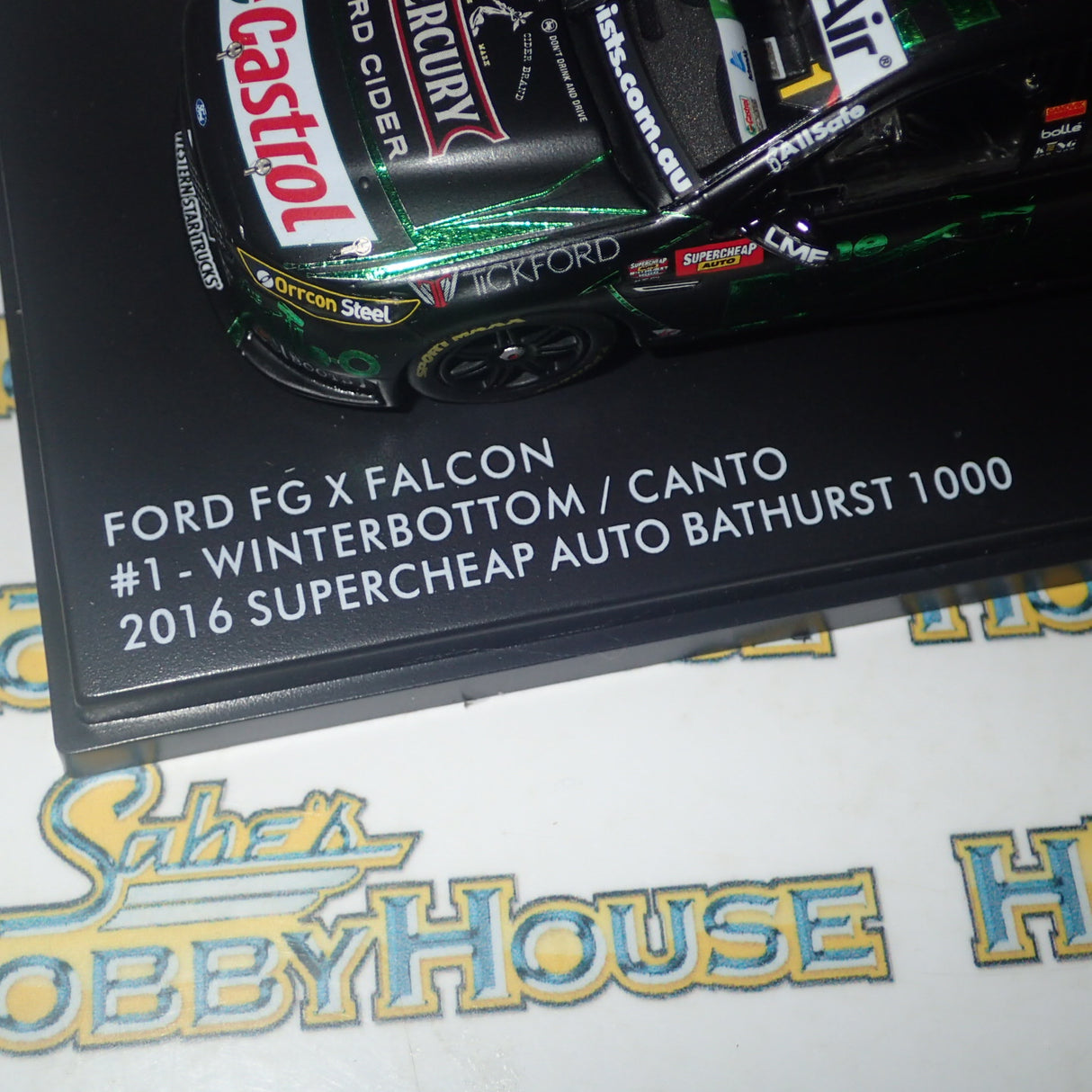 APEX Replicas AR41420 - 1/43 Scale - The Bottle-O Racing Team #1 Canto/Winterbottom 2016 Supercheap Auto Bathurst 1000 Ford FG-X Falcon Scale Model Replica