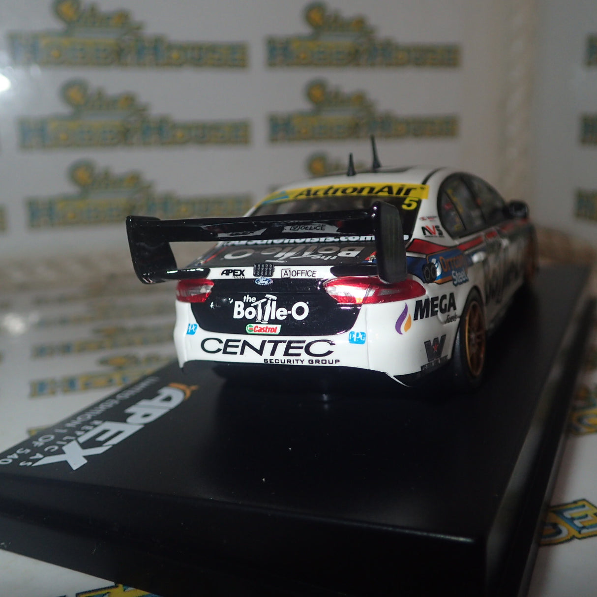 APEX Replicas AR41426 - 1/43 Scale - Ford FG-X Falcon The Bottle-O Racing Team #5 Winterbottom/Canto 2017 Bathurst 1000 Scale Model Replica