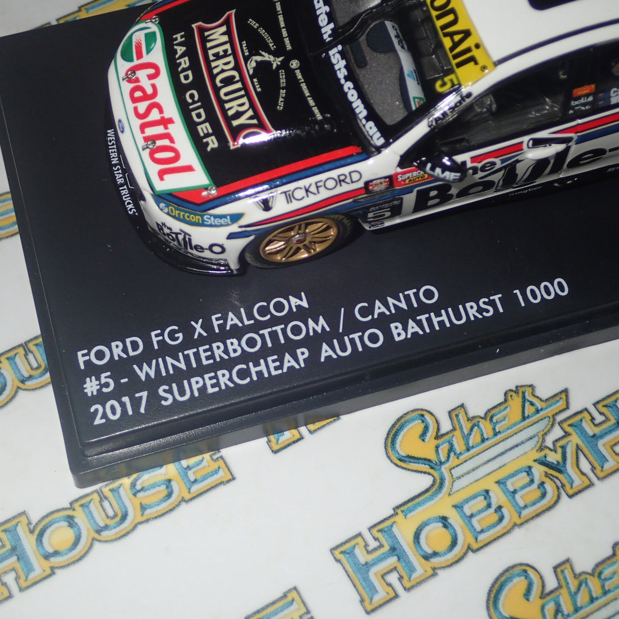 APEX Replicas AR41426 - 1/43 Scale - Ford FG-X Falcon The Bottle-O Racing Team #5 Winterbottom/Canto 2017 Bathurst 1000 Scale Model Replica