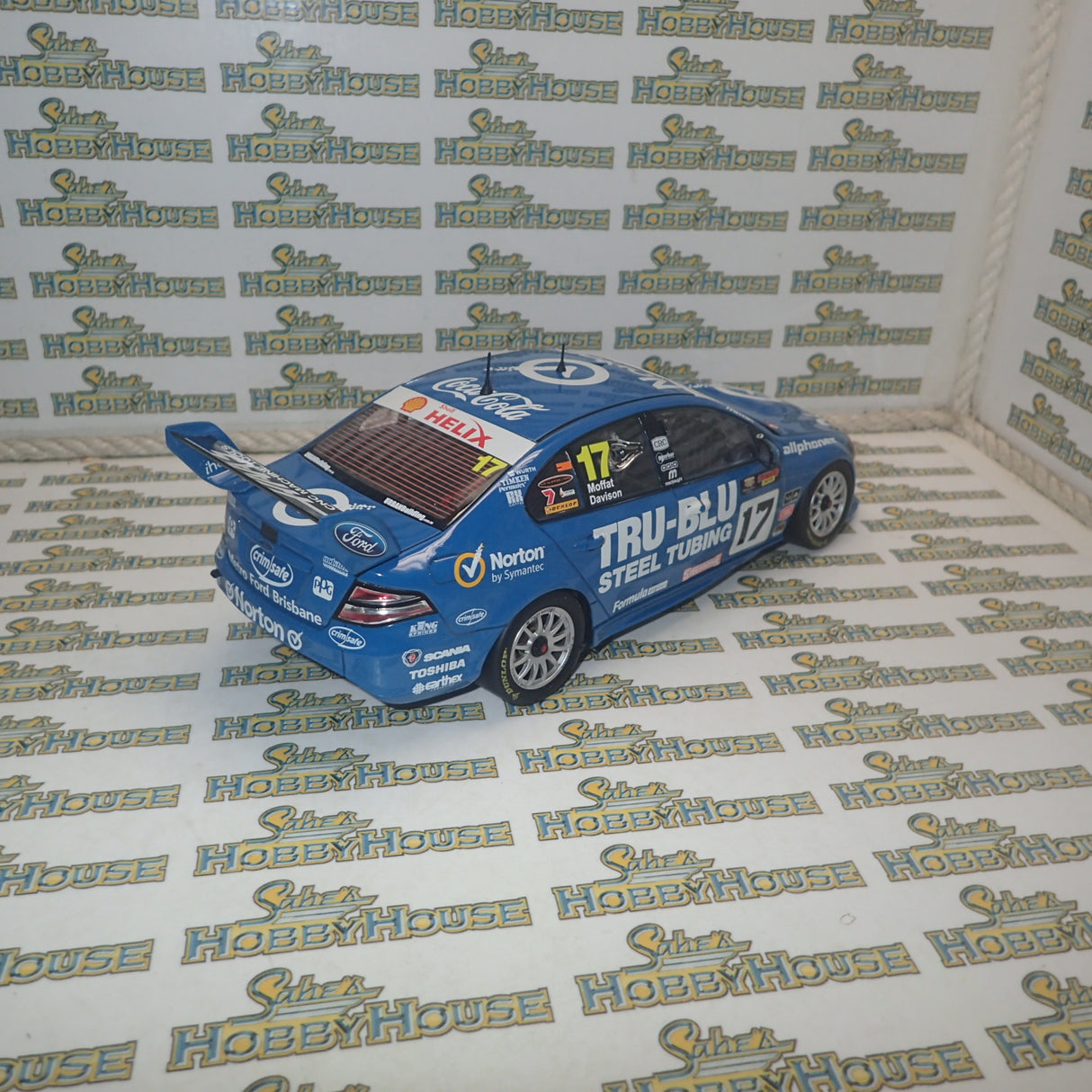 APEX Replicas AR80311 - 1/18 Scale Ford FG Falcon #17 Bathurst 2012 Moffat/Davidson Tru-Blue Livery Die-Cast Replica