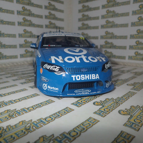 APEX Replicas AR80311 - 1/18 Scale Ford FG Falcon #17 Bathurst 2012 Moffat/Davidson Tru-Blue Livery Die-Cast Replica