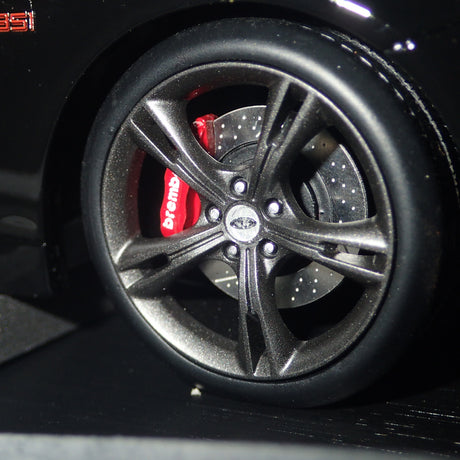 Apex Replicas AR80605 - 1/18 Scale FPV GT-F 2014 in Silhouette with Gold Stipes