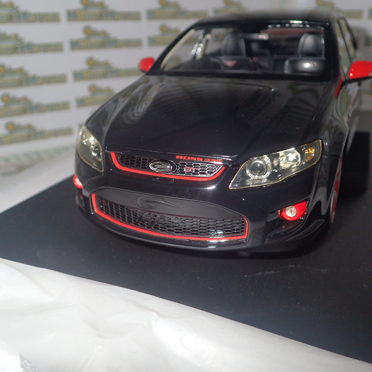 APEX Replicas AR80606 - 1/18 Scale Ford Performance Vehicles GT R-Spec 2012 in Silhouette Black with Red Accents Scale Model Replica