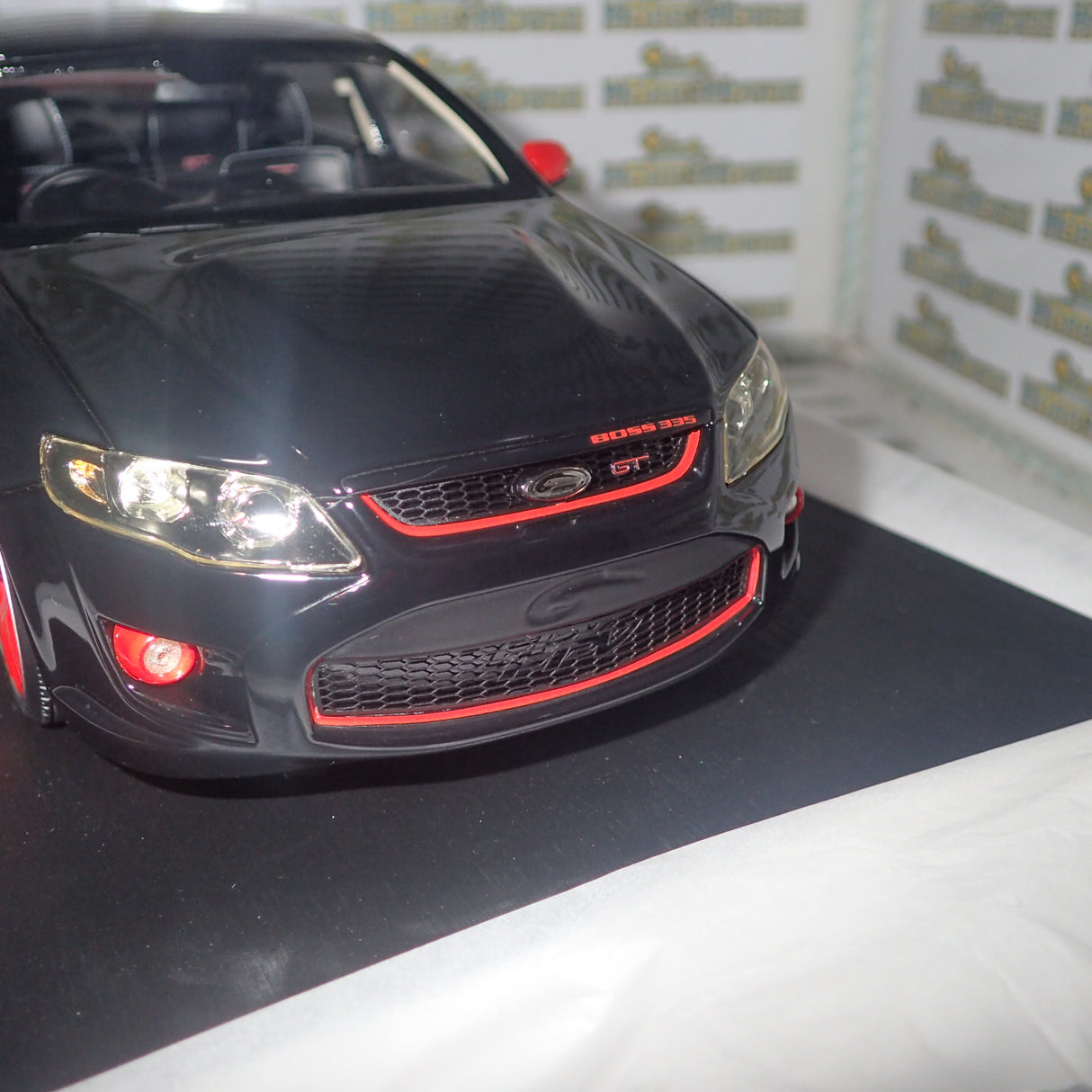 APEX Replicas AR80606 - 1/18 Scale Ford Performance Vehicles GT R-Spec 2012 in Silhouette Black with Red Accents Scale Model Replica