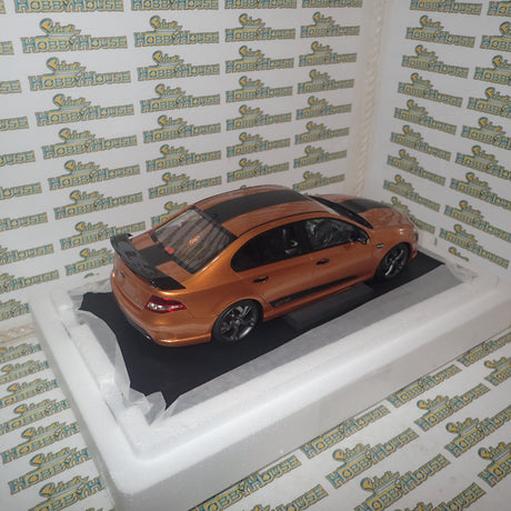 Apex Replicas AR80607 - 1/18 Scale FPV GT-F 2014 in Victory Gold with Black Stripes Scale Model Replica