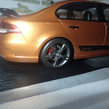 Apex Replicas AR80607 - 1/18 Scale FPV GT-F 2014 in Victory Gold with Black Stripes Scale Model Replica