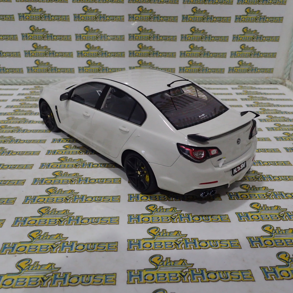 Apex Replicas - 1/18 Scale - #AR81501 Gen-F GTS 2014 in Heron White Scale Model Replica