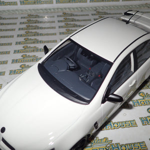 Apex Replicas - 1/18 Scale - #AR81501 Gen-F GTS 2014 in Heron White Scale Model Replica