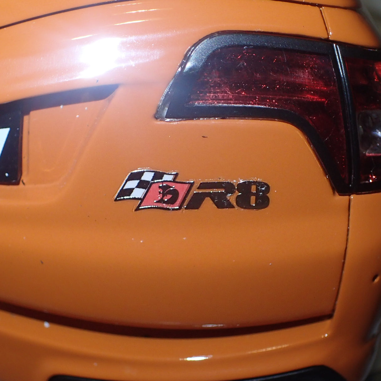 Apex Replicas AR81802 - 1/18 Scale Gen-F Maloo R8 2014 in Fantale Orange Scale Model Replica