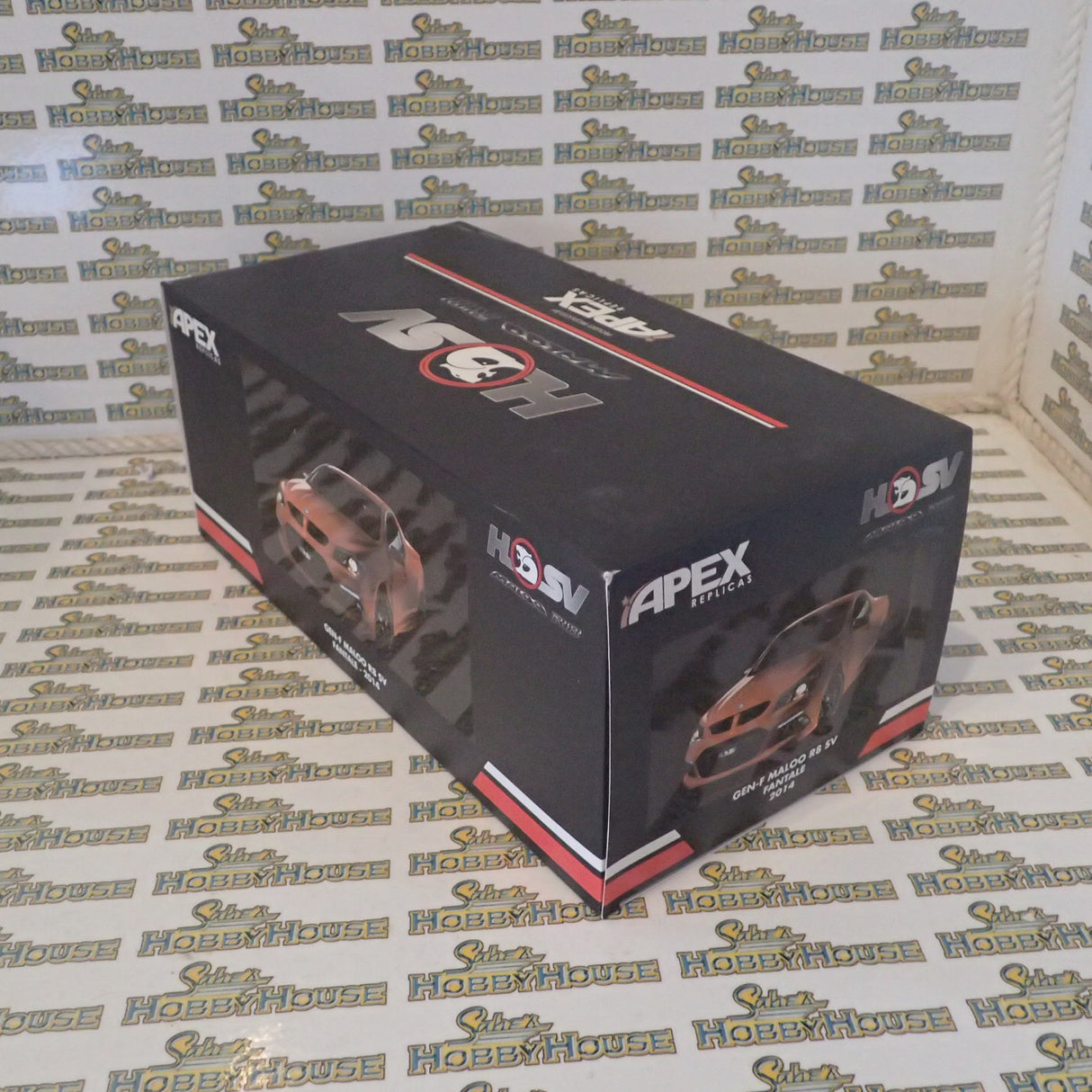 Apex Replicas AR81802 - 1/18 Scale Gen-F Maloo R8 2014 in Fantale Orange Scale Model Replica