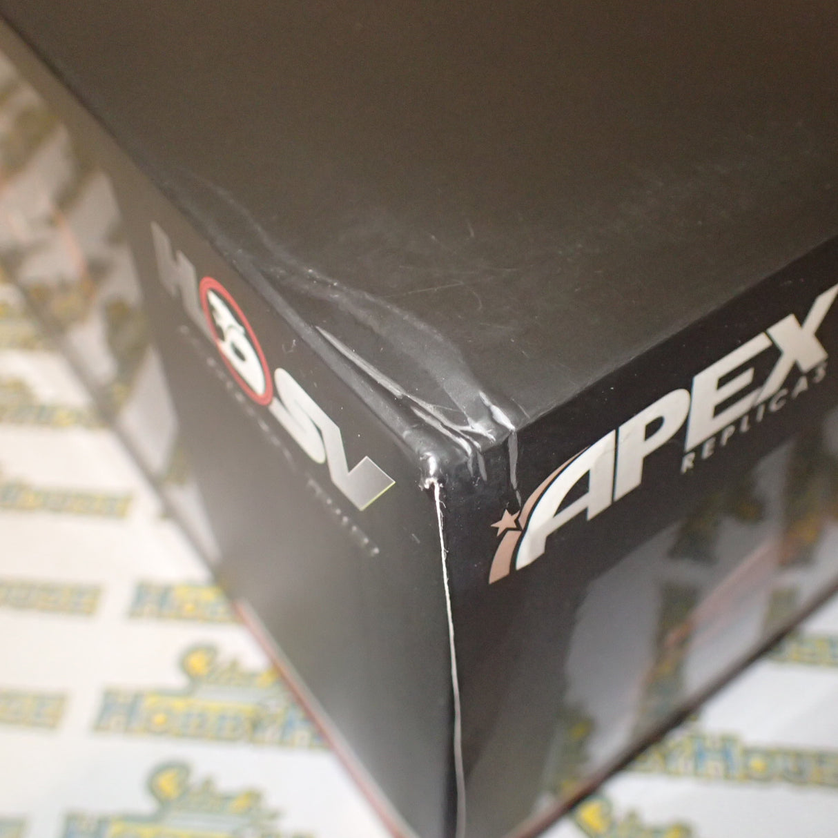 Apex Replicas AR81802 - 1/18 Scale Gen-F Maloo R8 2014 in Fantale Orange Scale Model Replica