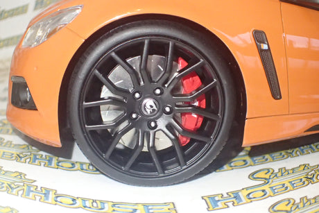 Apex Replicas AR81802 - 1/18 Scale Gen-F Maloo R8 2014 in Fantale Orange Scale Model Replica