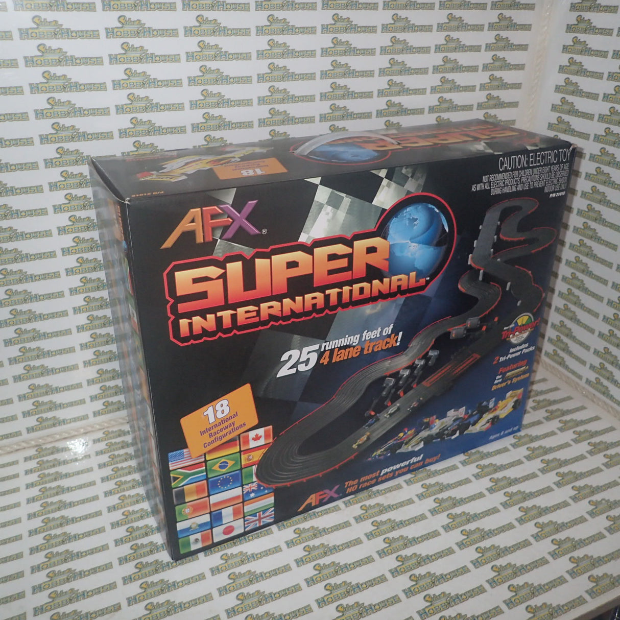 AFX AX21018- 1/64 Scale Super International Slot Car Set
