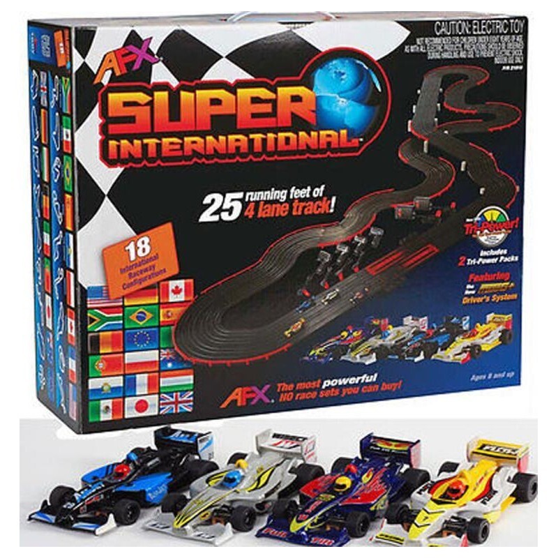 AFX AX21018- 1/64 Scale Super International Slot Car Set