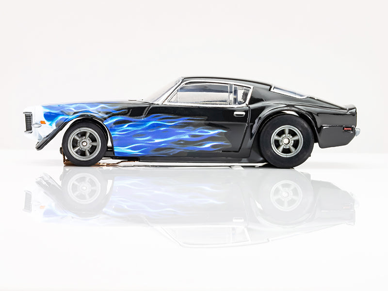 AFX 22046 – Camaro 1973 Wild Fire Blk/Blu