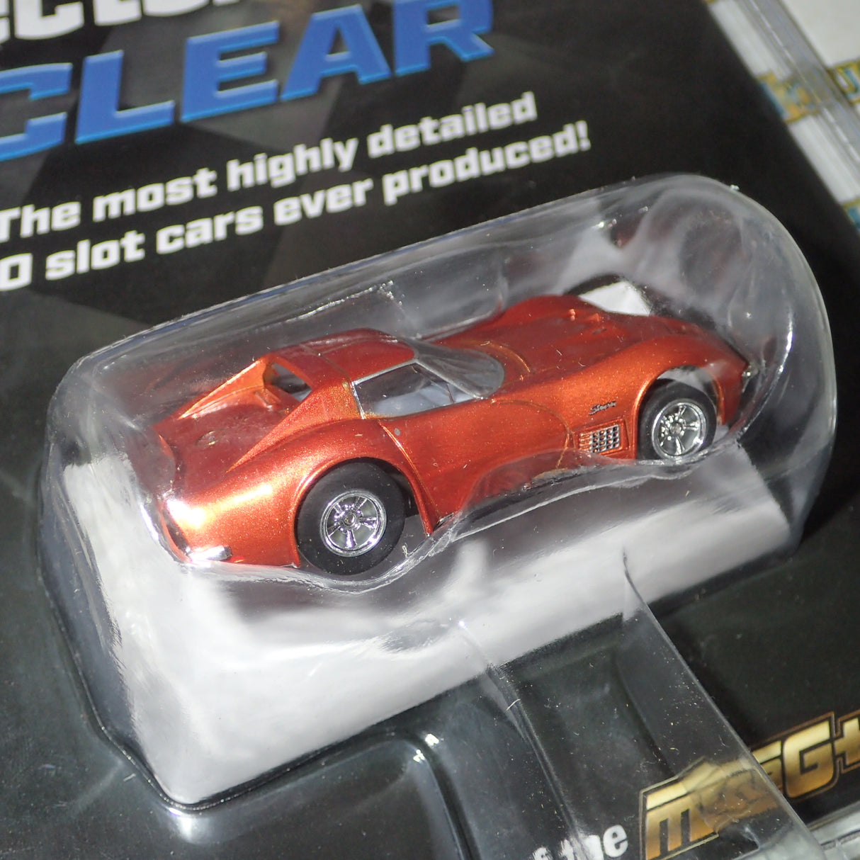 AFX 22047 – 1970 Corvette LT1 – Orange Metallic