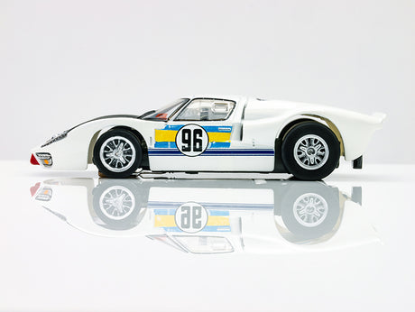 AFX 22057 - Ford GT40 MKII #96 Daytona Slot Car
