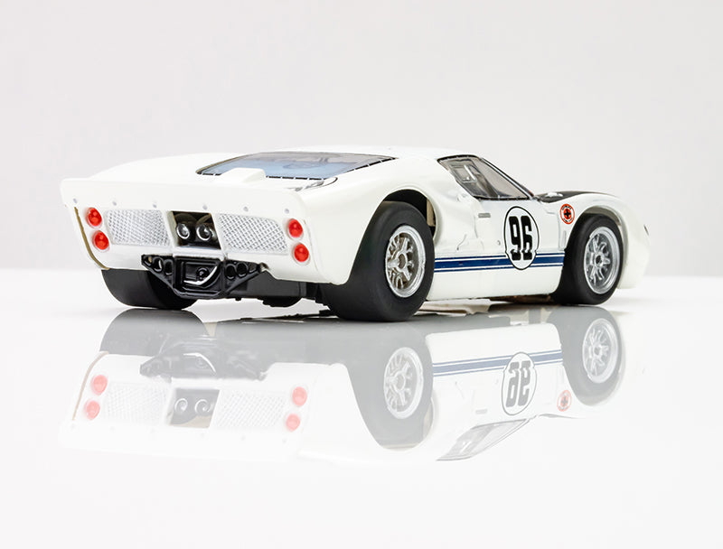 AFX 22057 - Ford GT40 MKII #96 Daytona Slot Car
