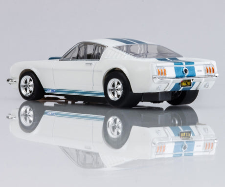 AFX 22068 – 1965 Shelby Mustang GT350 Wht/Blu