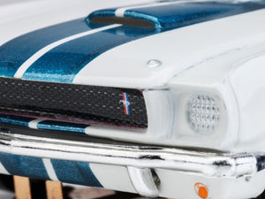 AFX 22068 – 1965 Shelby Mustang GT350 Wht/Blu