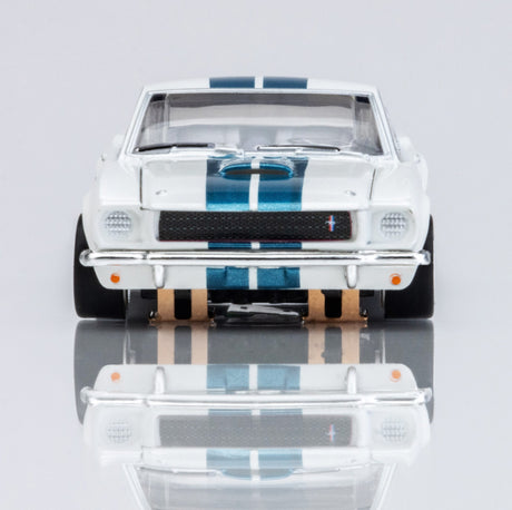 AFX 22068 – 1965 Shelby Mustang GT350 Wht/Blu