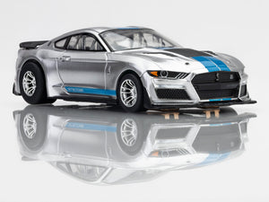 AFX 22099 – 2022 Mustang GT500KR Slvr/Blu