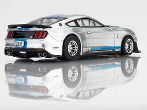 AFX 22099 – 2022 Mustang GT500KR Slvr/Blu