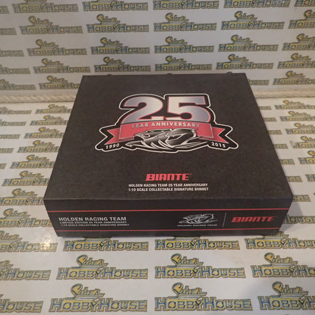 BIANTE B10406B 1/10 Scale Holden Racing Team 25 Year Anniversary 1990-2015 Signature Bonnet